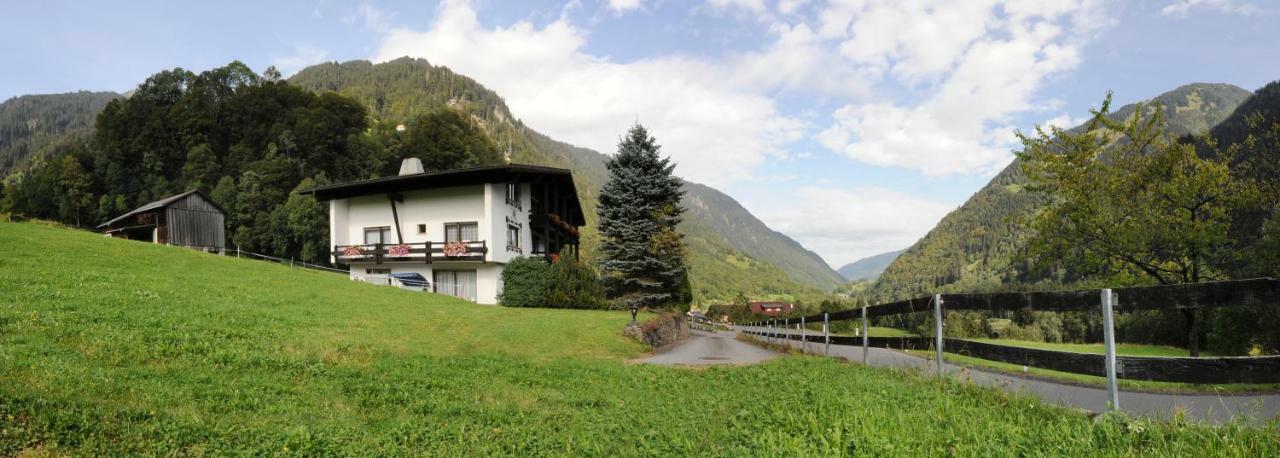 Haus Karin Panzió Sankt Gallenkirch Kültér fotó